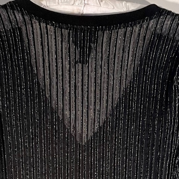 Baranda Black and Silver Faux Wrap Dress Shirt. Long Sleeve Stretchy. Size XL - Picture 9 of 12